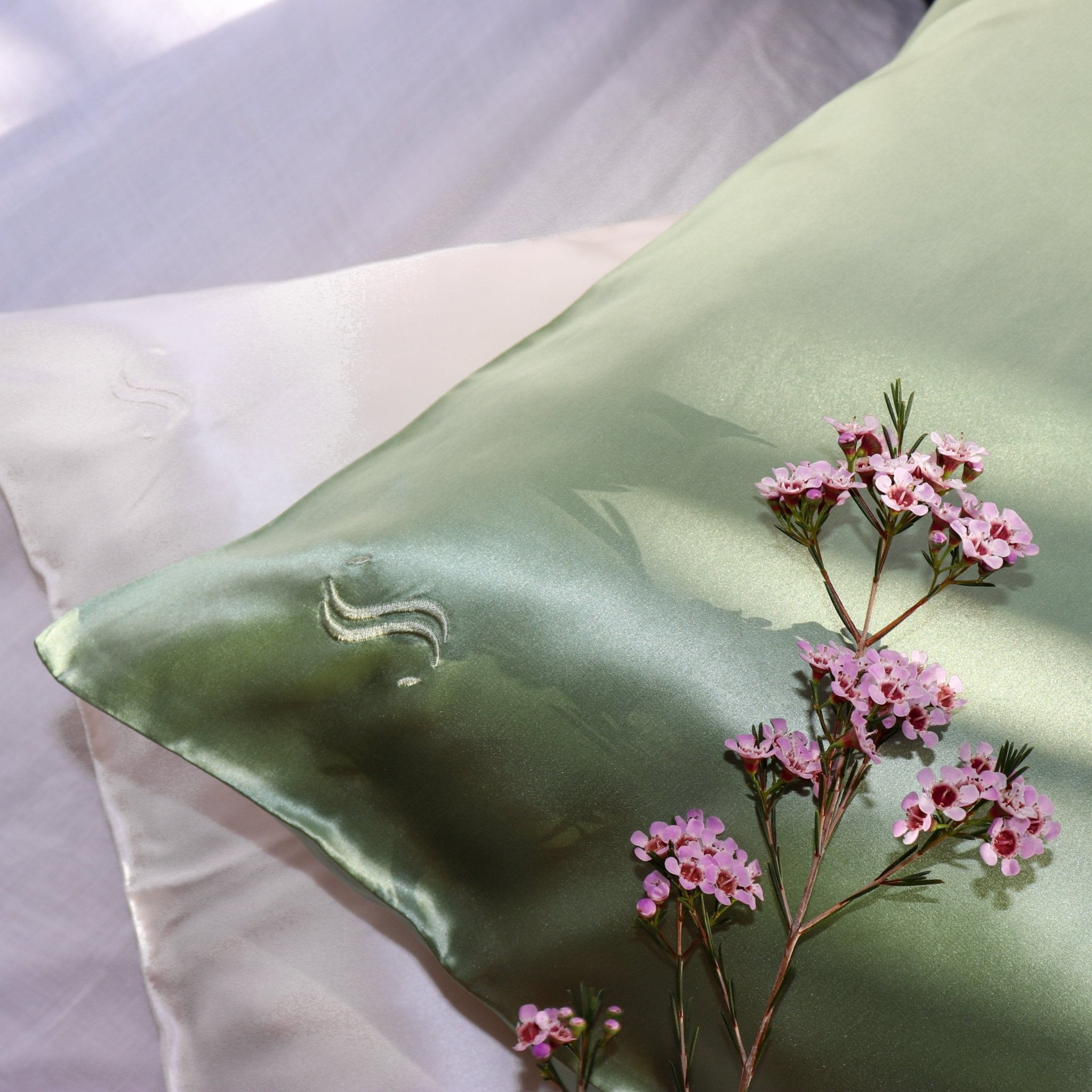 Silk pillowcase - Strands of Silk