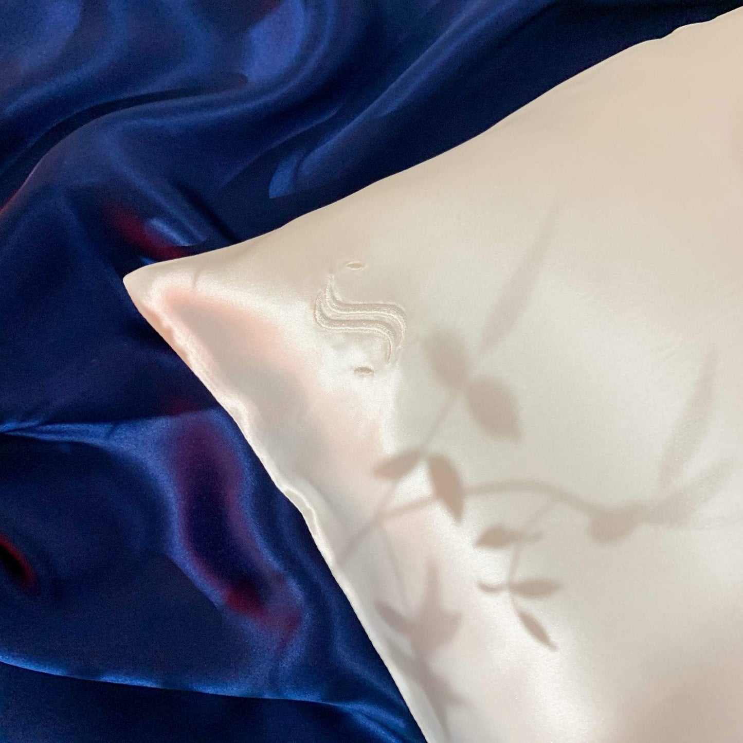 Pillowcase sample sale - Strands of Silk