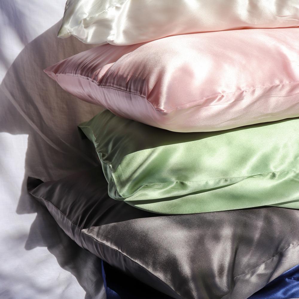 Silk pillowcase - Strands of Silk